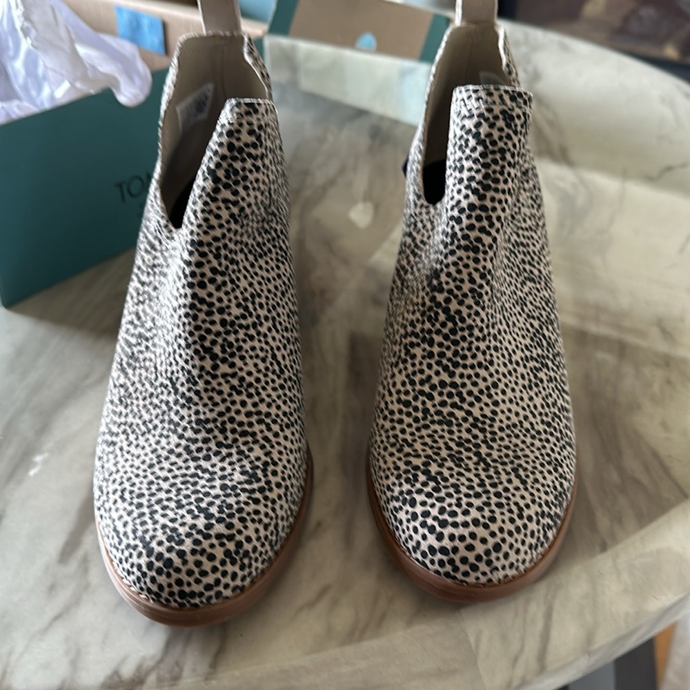 Toms Wedge Shoe